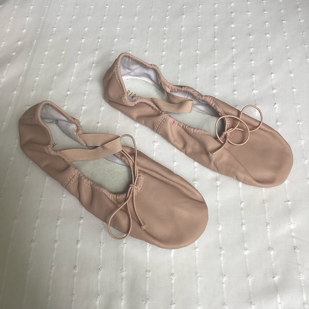 👣 Bloch full-sole, leather ballet slipper - size 7.5 A  - narrow width